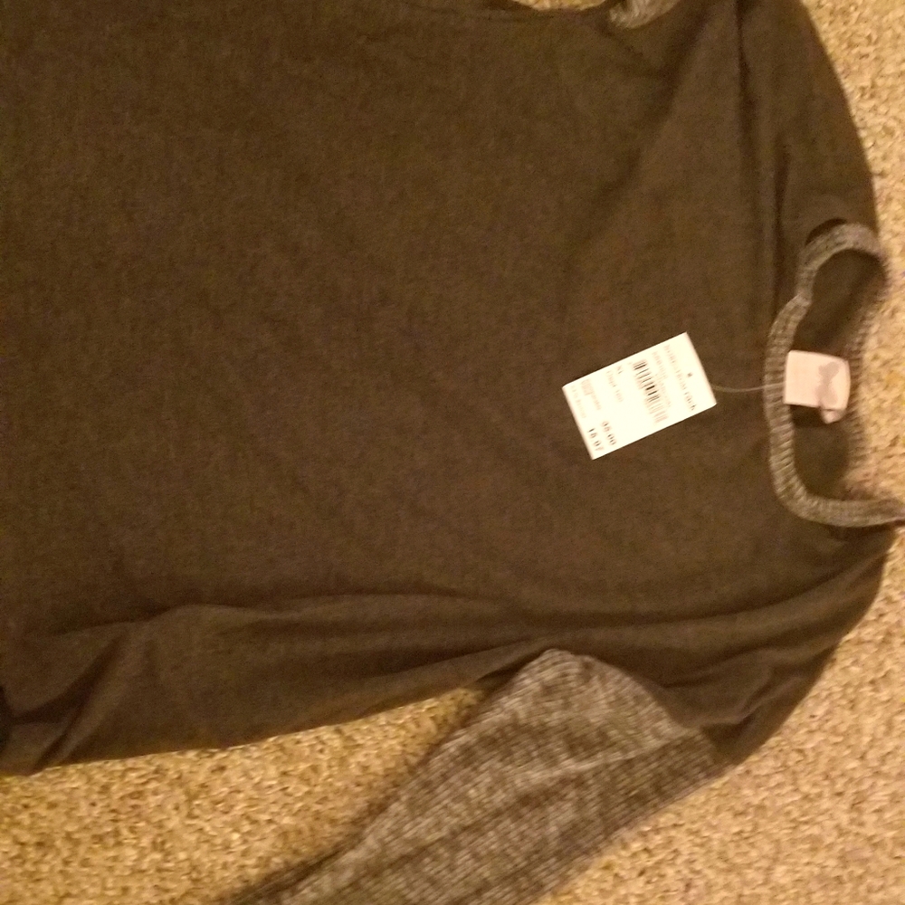 Gray girls shirt